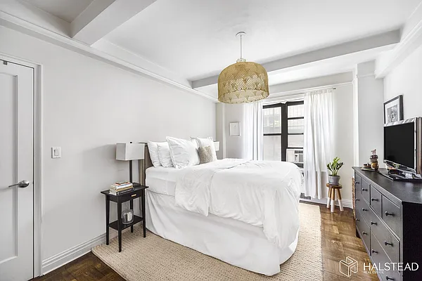 Rented by Halstead Real Estate | media 22