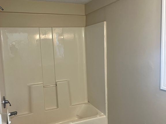 3rd image of 1373 Old Salisbury Rd