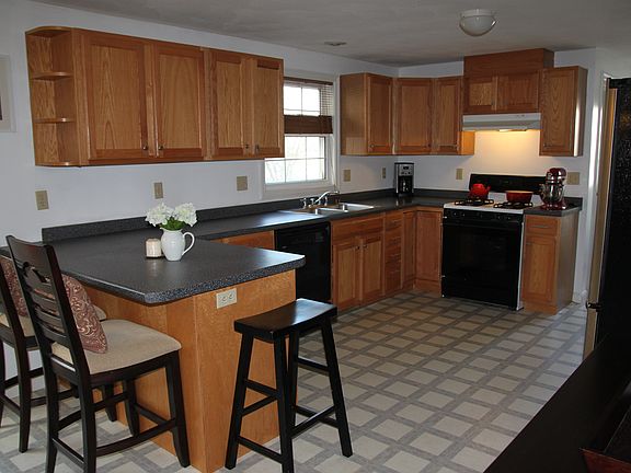 Kitchen with Breakfast Nook