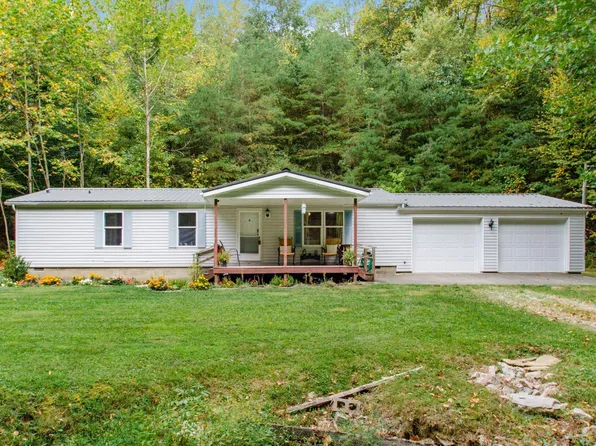 9072 Walnut Dowler Rd, Logan, OH 43138