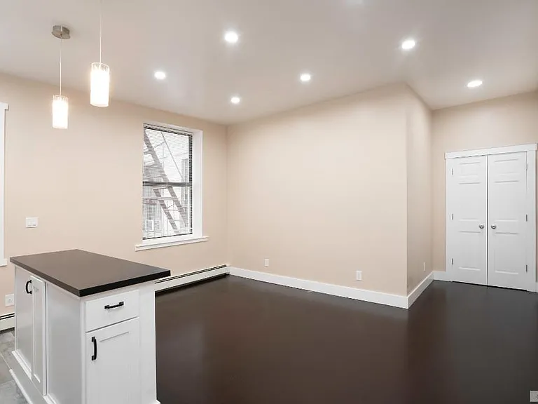 245 W 113th St #3D — Photo 18