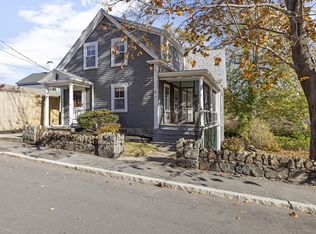 17 Watson St, Marblehead, MA 01945