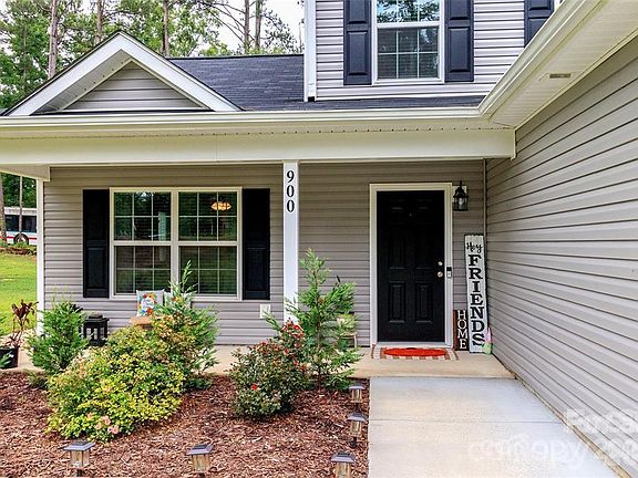 4th image of 900 Providence Rd #10
