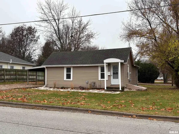 209 Locust St, Jacksonville, IL 62650