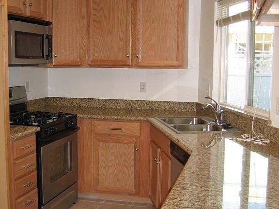 4th image of 44526 La Paz Rd