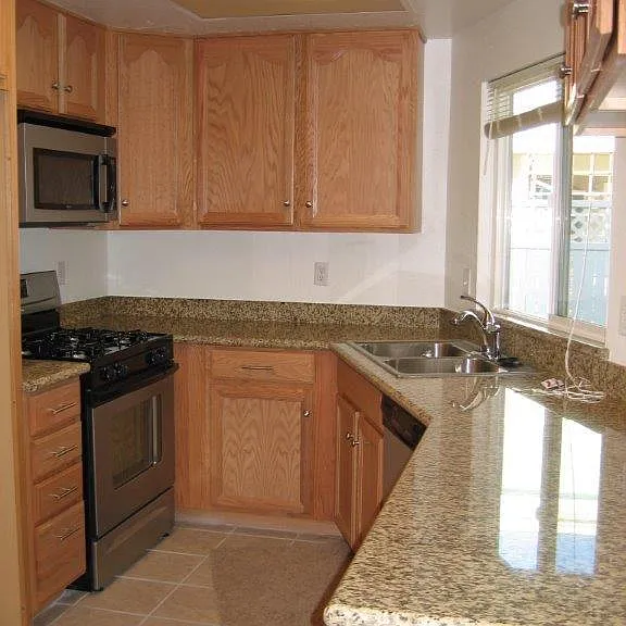 44526 La Paz Rd — Photo 4