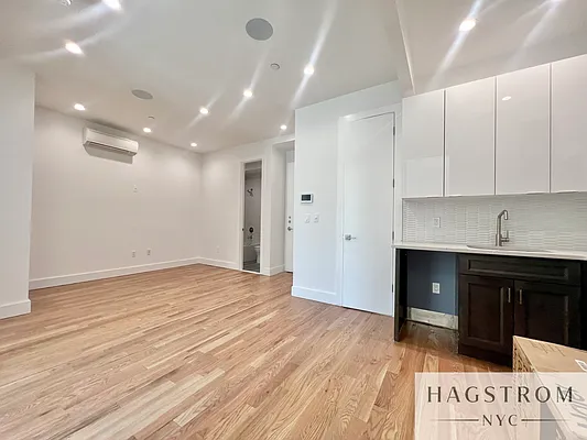 Rented by Hagstrom Management Inc | media 21