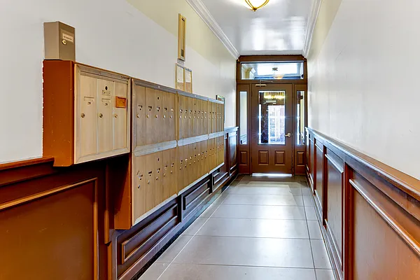 Rented by Blip LLC | media 16