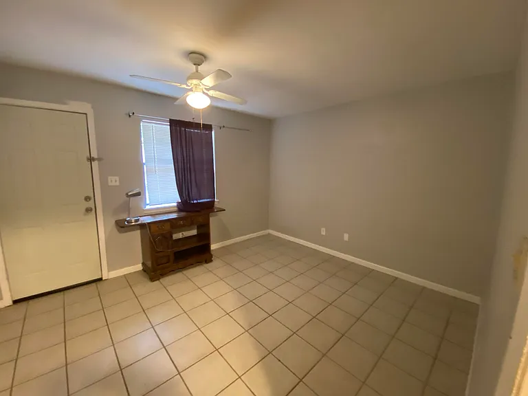 1099 Ocala Rd — Photo 12