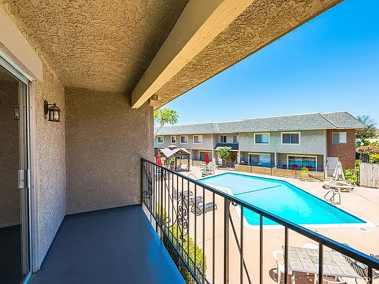 31850 Railroad Canyon Rd — Photo 16