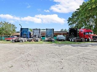 20235 SW 172nd Ave, Miami, FL 33187