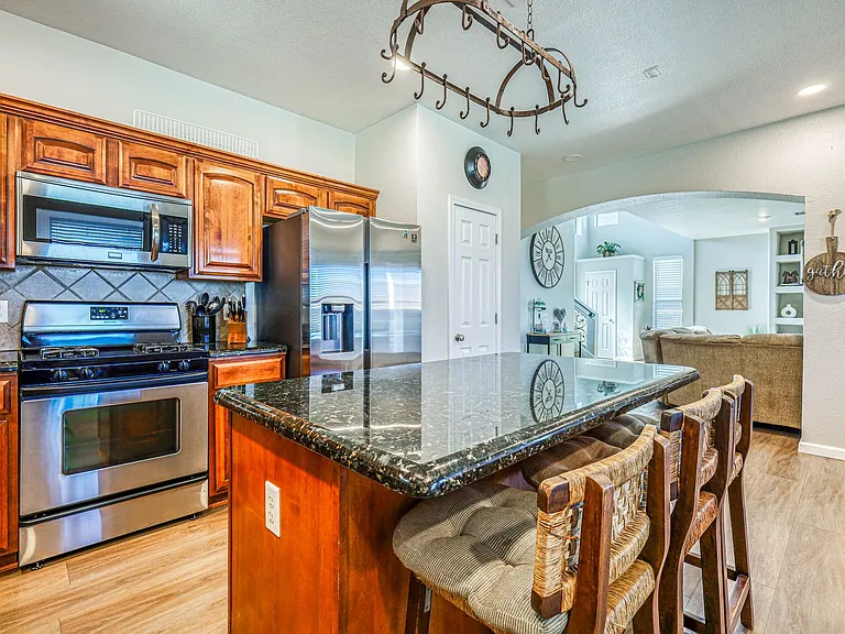1627 Brillo Del Sol #C-T — Photo 8
