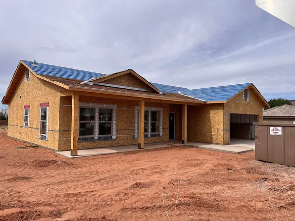 23 W Sedona Valley Rd, Kanab, UT 84741