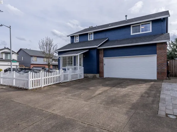 6680 SE Austin Dr, Hillsboro, OR 97123