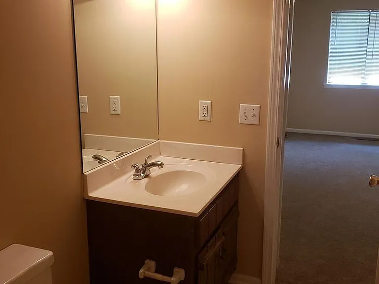 4832 Timber Ridge Dr — Photo 17