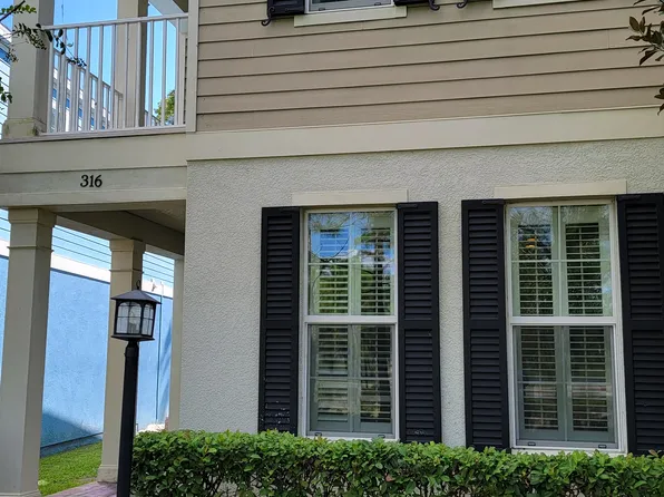 316 Vista Cruiser Ln, Oldsmar, FL 34677
