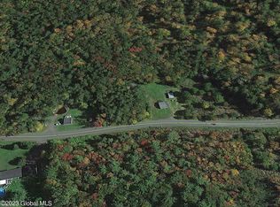 600 Madonna Lake Rd, Cropseyville, NY 12052