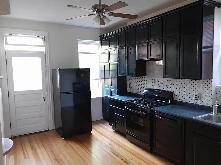 3642 Humphrey St — Photo 13