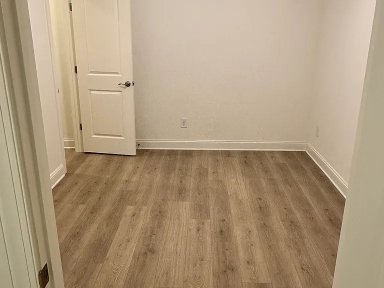 436 Portsdale Dr — Photo 5