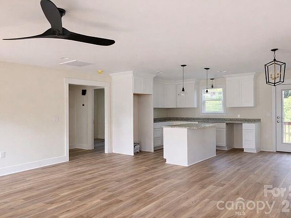 4th image of 2105 Faith Rd