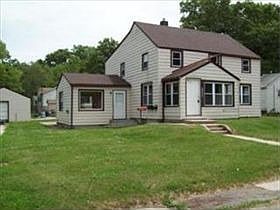 1st image of 2589 Montgomery St
