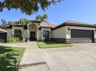 9025 Southern Oaks Loop, Laredo, TX 78045