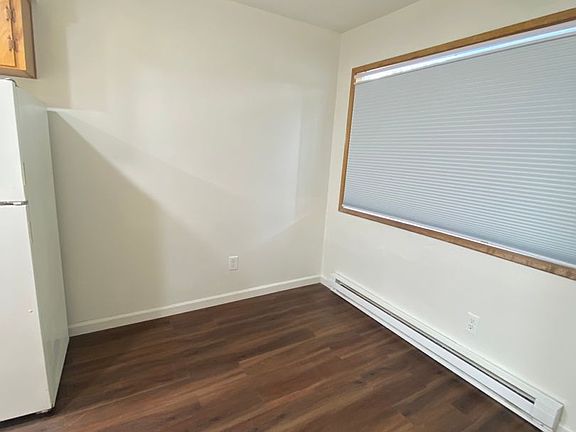 2nd image of 1721 E 12th St #15