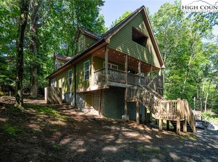 227 Greenbriar Rd, Banner Elk, NC 28604