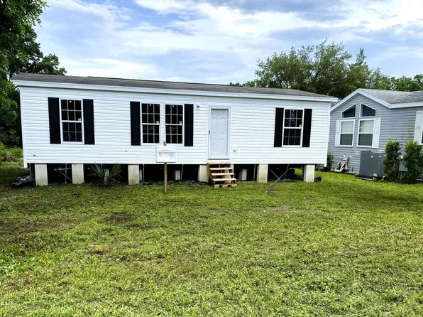 1367 Vine St, Daytona Beach, FL 32117