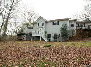 5472 Britt Whitmire Rd, Gainesville, GA 30506