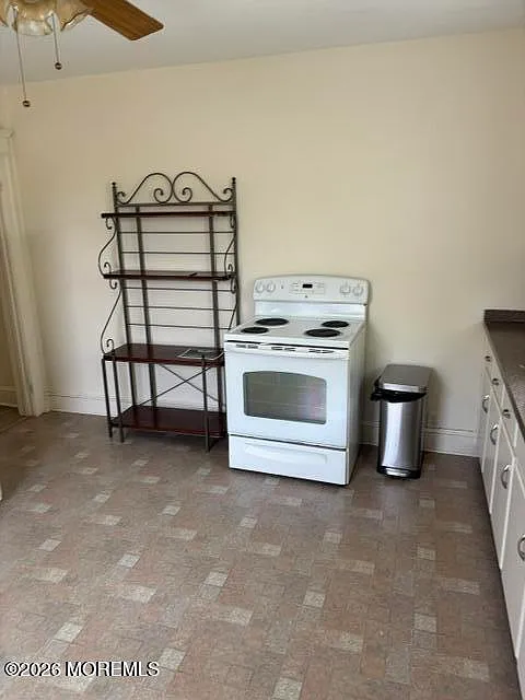 1 bed, $3,000 — Photo 4