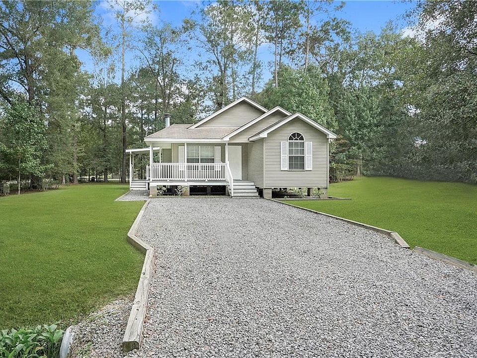 1st image of 70492 Lake Reel Foot Dr