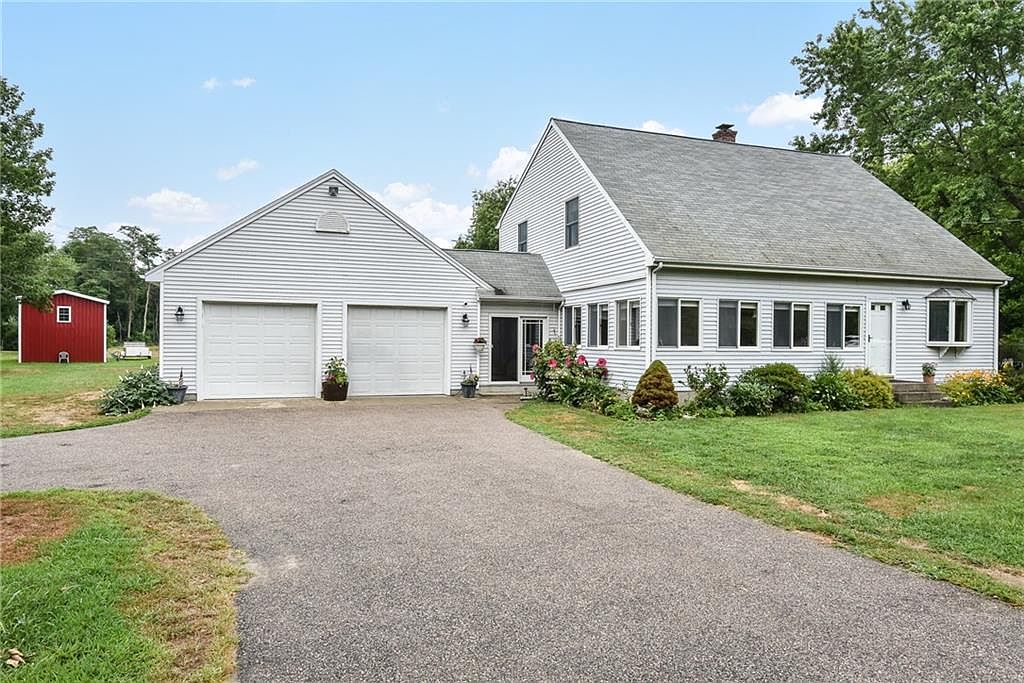 106 Brookside Drive North Kingstown 02852 For Sale In North Kingstown