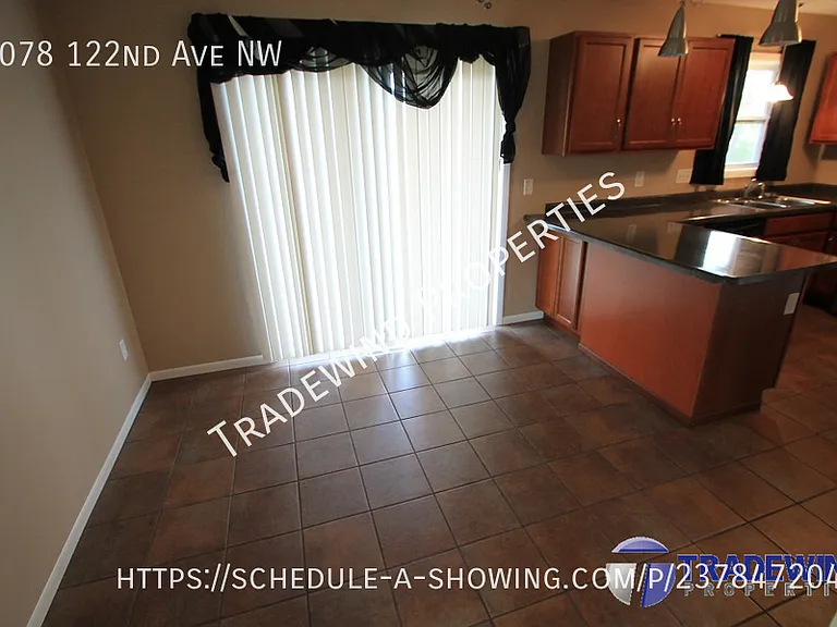 1078 122nd Ave NW — Photo 6