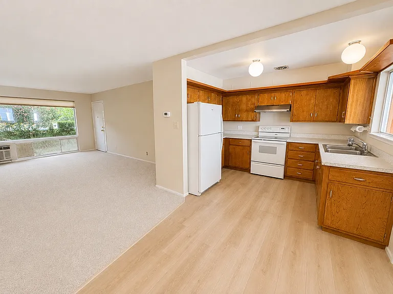 1080 Los Gamos Rd #A — Photo 8