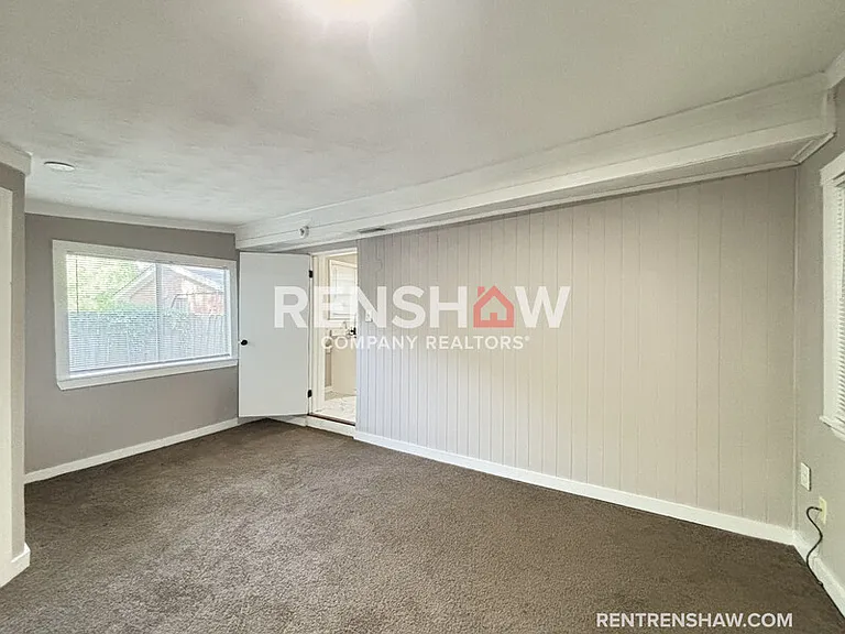 2310 Theda Ave — Photo 12