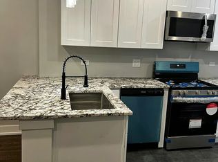300 W 75th St #2, Chicago, IL 60621