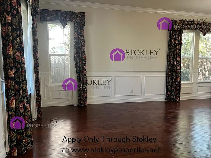 5 bed, 3.5 bath, 4086 sqft, $4,295 — Photo 3