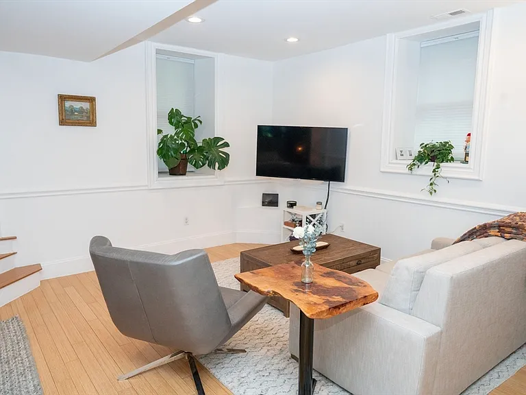 757 Dorchester Ave #1B — Photo 2