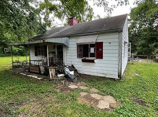 1517 SE Riverside Dr, Evansville, IN 47713