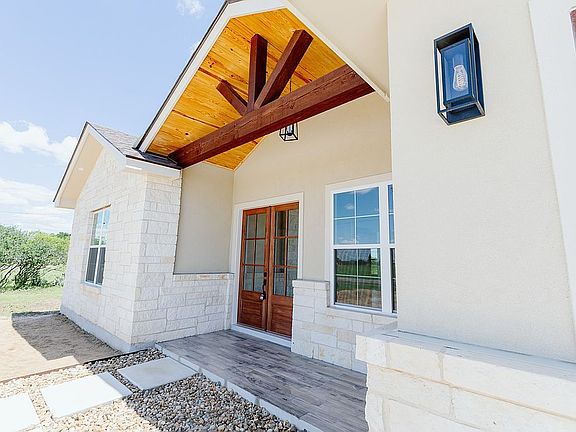 4th image of 455 Wood View Cir
