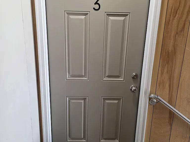 101 S Church St #3 — Photo 2