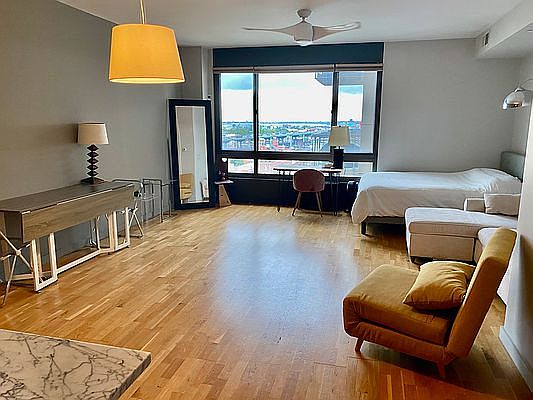 3rd image of 500 4th Ave APT 11J
