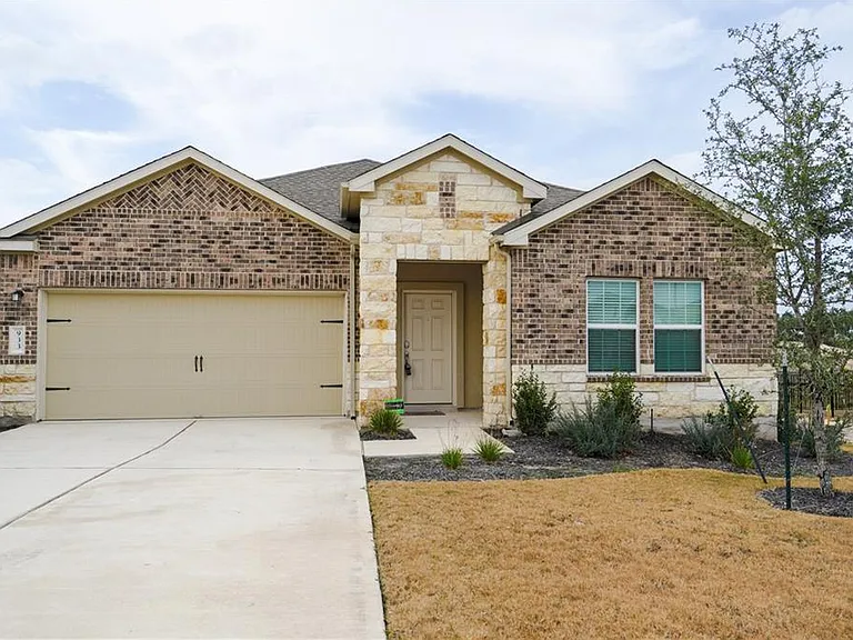 933 Wildrye Ct — Photo 1