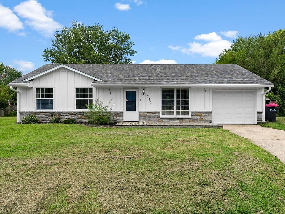 1st image of 732 Quabache Ct