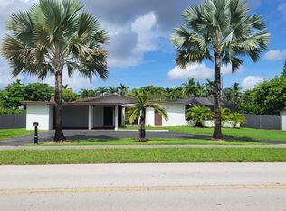 10605 SW 112th St, Miami, FL 33176