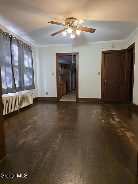 5th image of 2 Delafield Drive