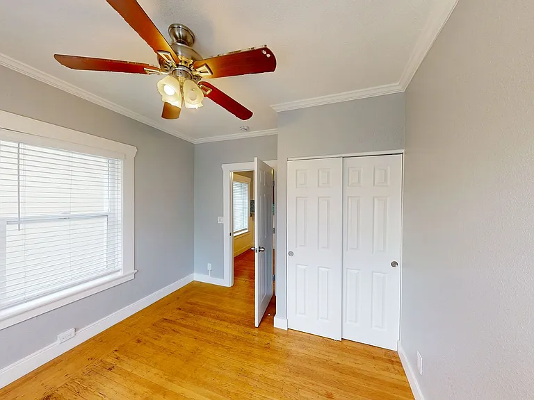 353 Grand Avenue — Photo 16