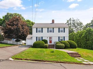 27 Orchard Ln, Melrose, MA 02176