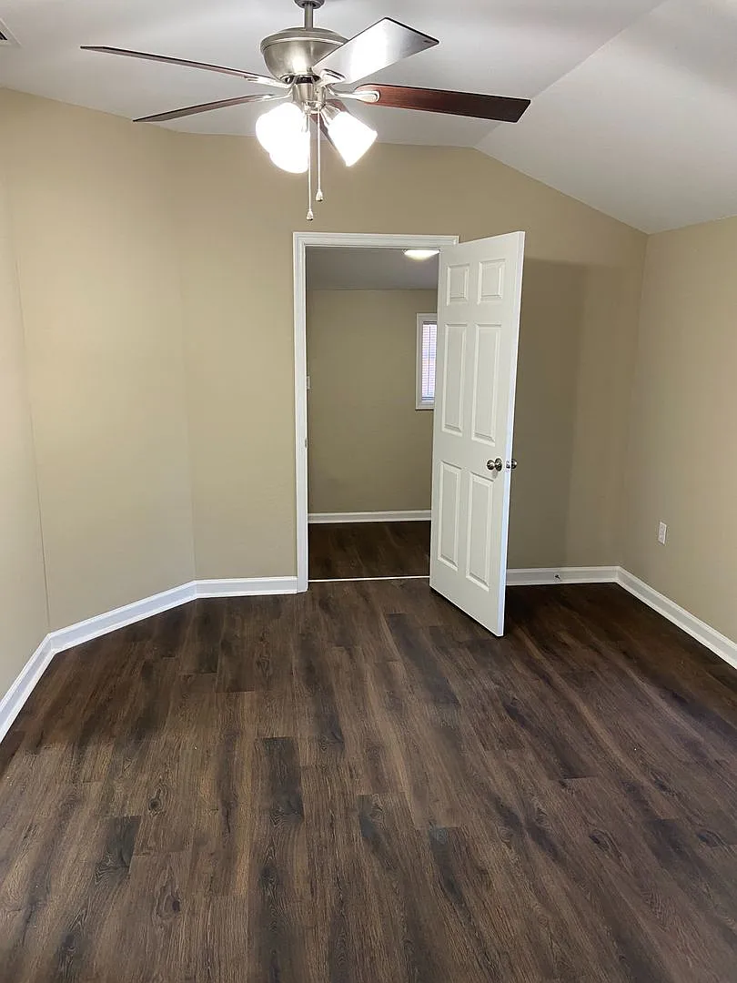 Renovated 4 Bedroom Home Close to FSU for August 2027!! — Photo 3